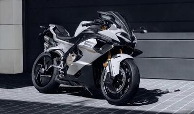 CF Moto 750SR-S all&rsquo;orizzonte, ma non in Europa, i piani sono altri: V4 1000cc