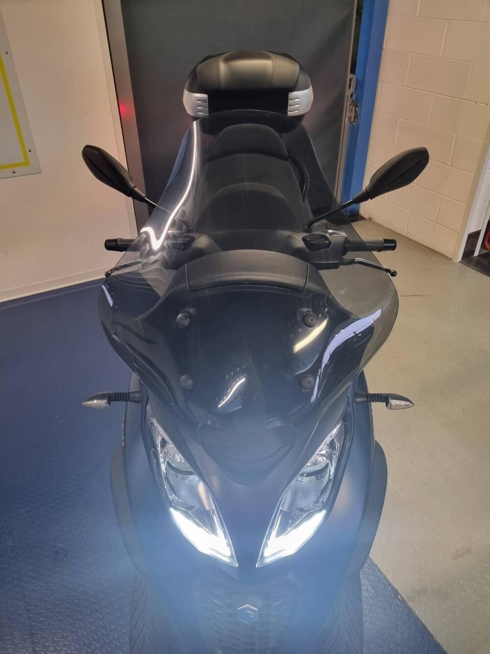 Piaggio Mp3 500 ABS Hpe Sport Advanced (2021 - 23) (6)