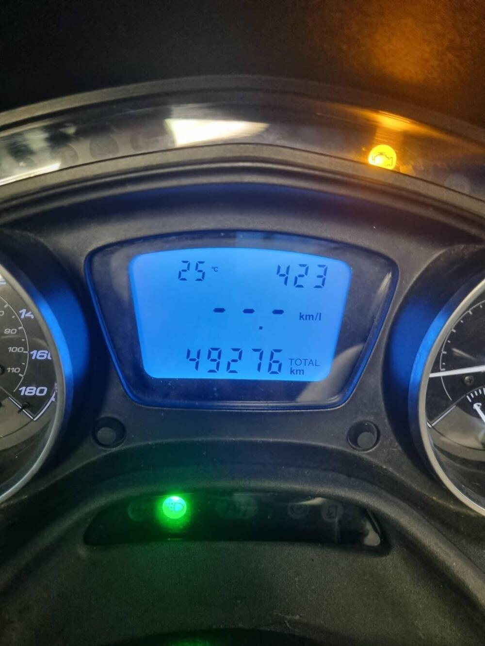 Piaggio Mp3 500 ABS Hpe Sport Advanced (2021 - 23) (7)