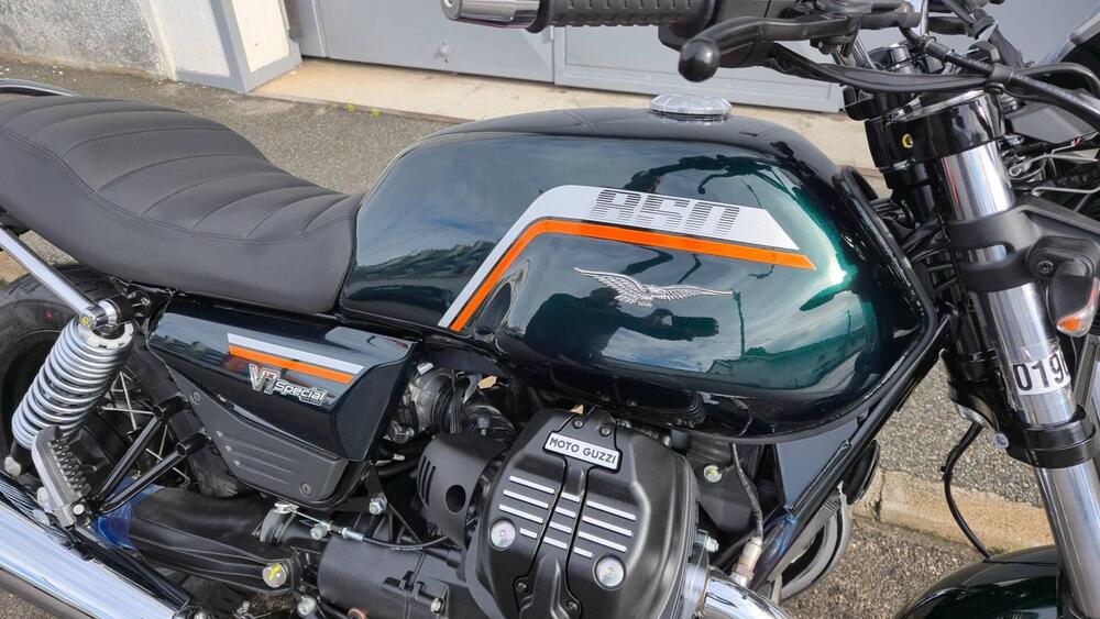 Moto Guzzi V7 Special (2025 - 26) (5)