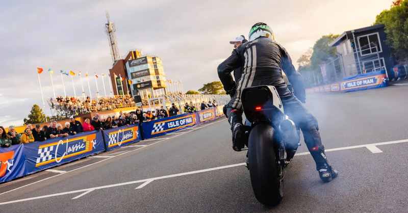 Tourist Trophy e sicurezza: pubblico, piloti, marshal