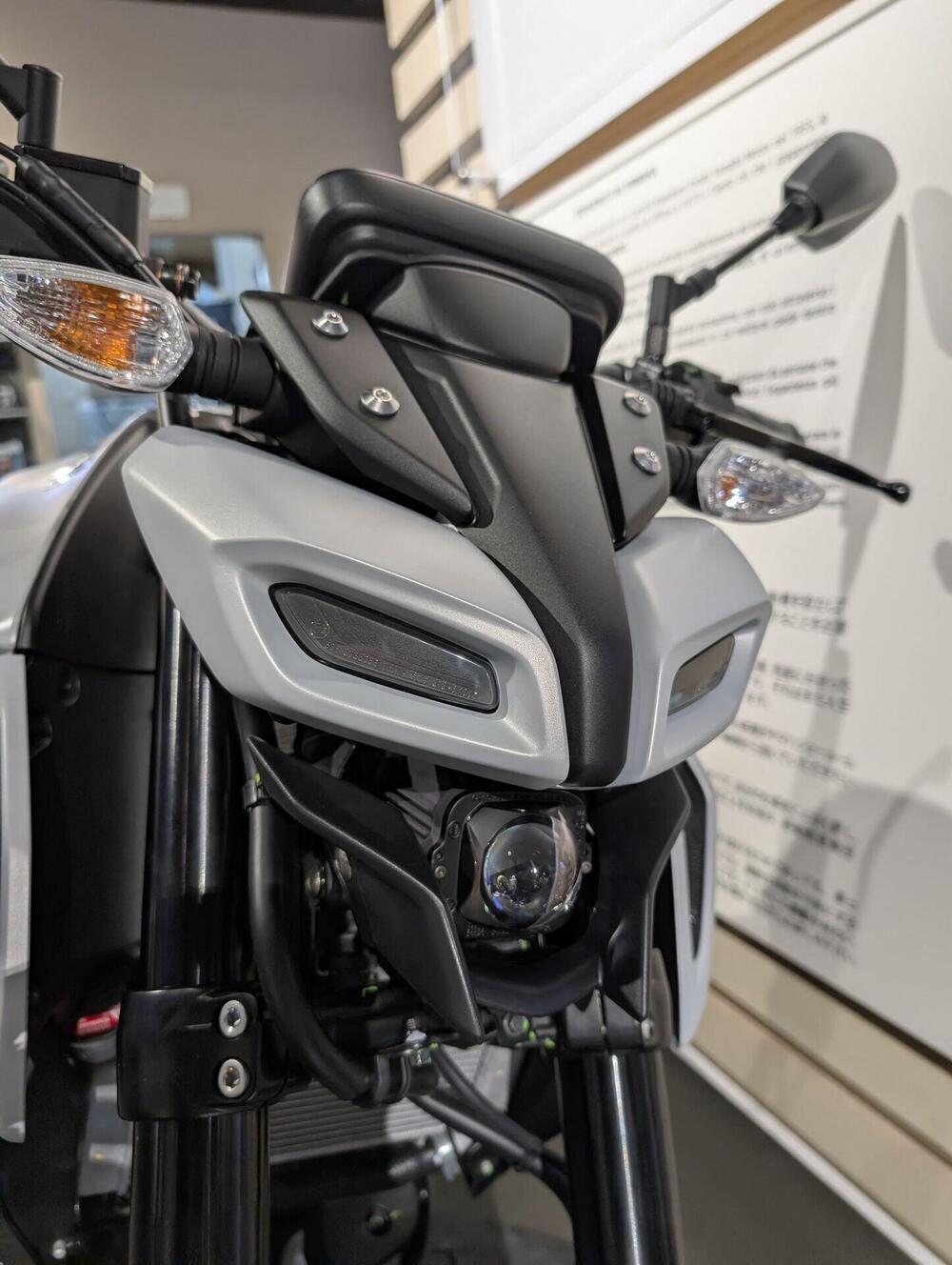 Yamaha MT-125 (2025) (6)