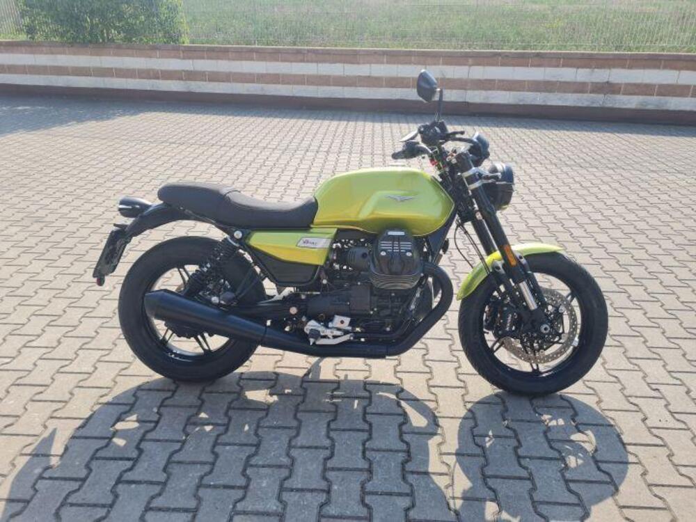 Moto Guzzi V7 Sport (2025 - 26) (3)