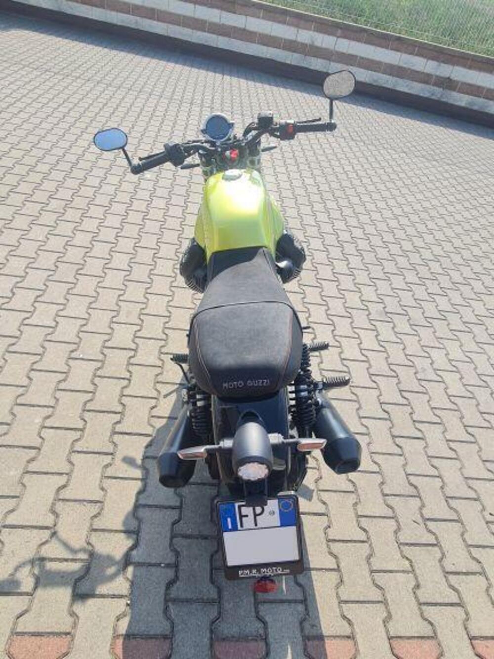 Moto Guzzi V7 Sport (2025 - 26) (6)