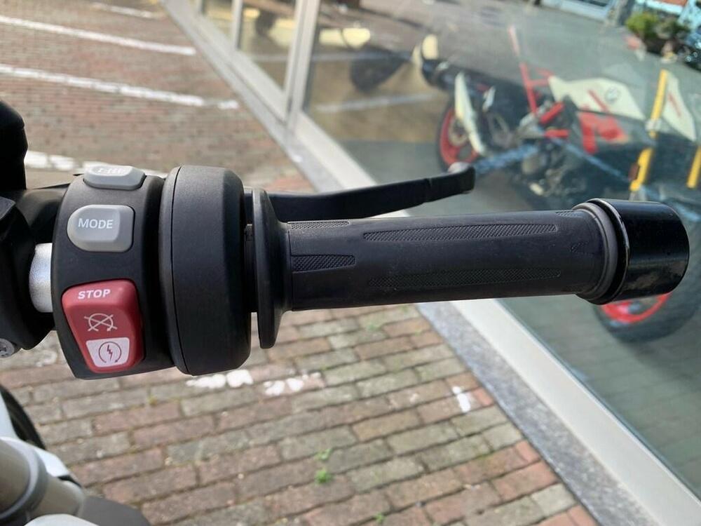 Bmw R 1200 R (2017 - 18) (6)