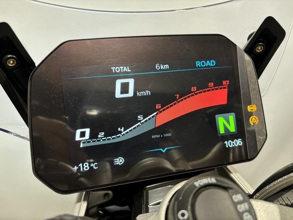 Bmw R 1250 R (2021 - 25) (5)