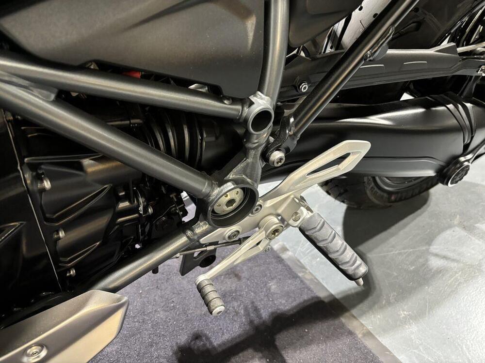 Bmw R 1250 R (2021 - 25) (11)