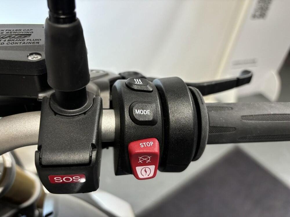 Bmw R 1250 R (2021 - 25) (6)