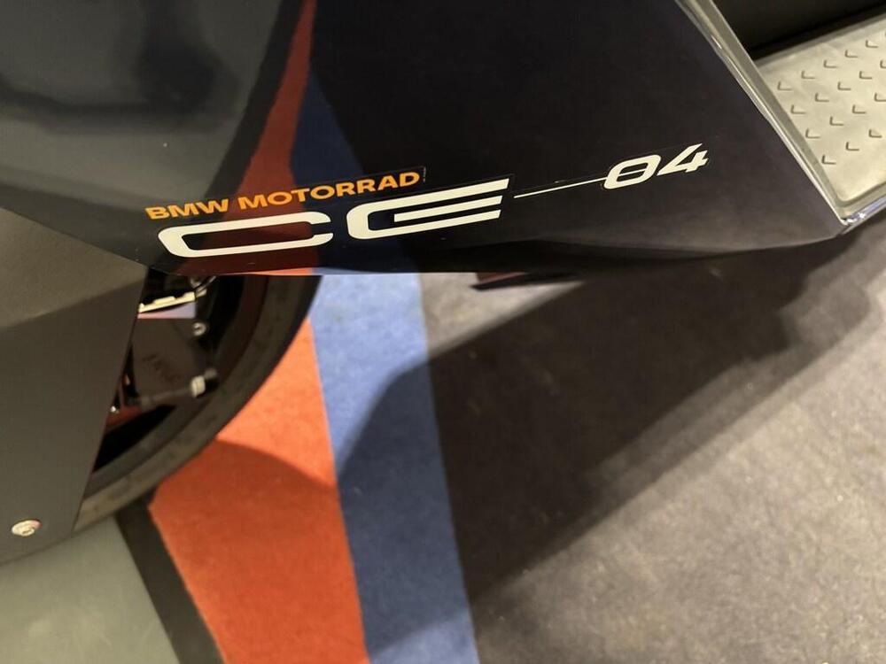 Bmw CE 04 (2021 - 25) (10)