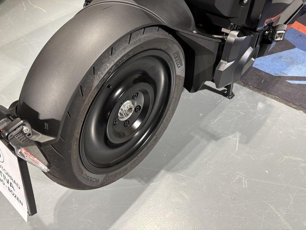 Bmw CE 04 (2021 - 25) (13)