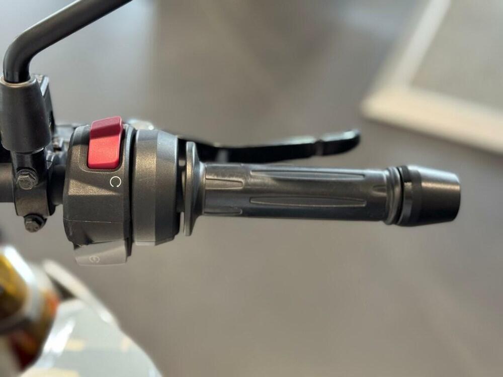 Bmw G 310 R (2021 - 25) (10)