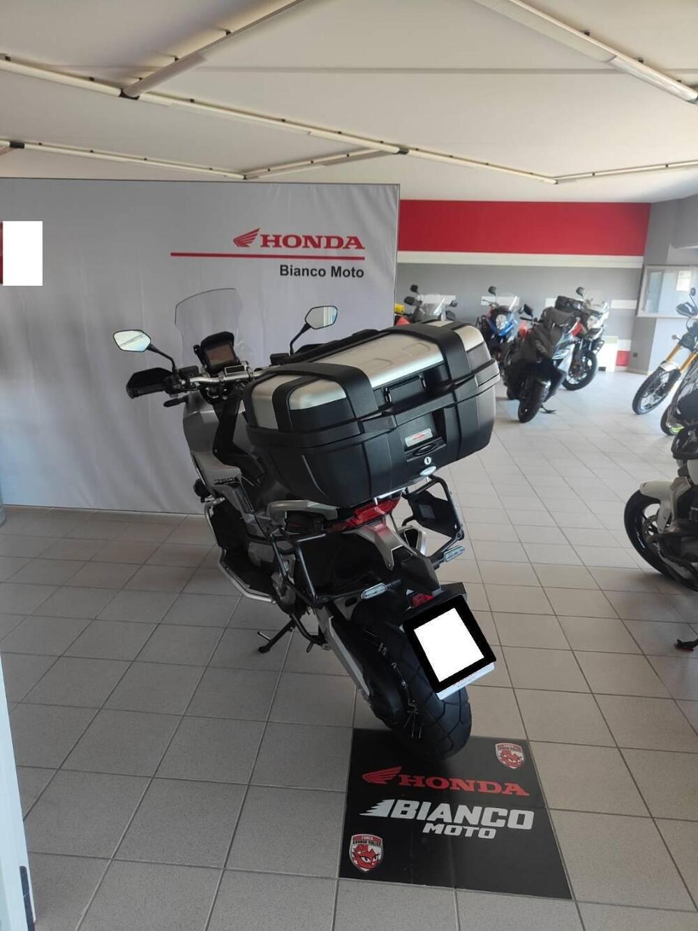 Honda X-ADV 750 Travel Edition (2017) (6)