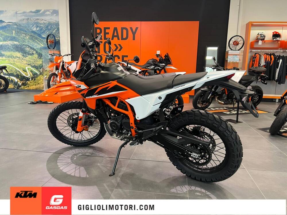 KTM 125 Enduro R (2025 - 26) (3)