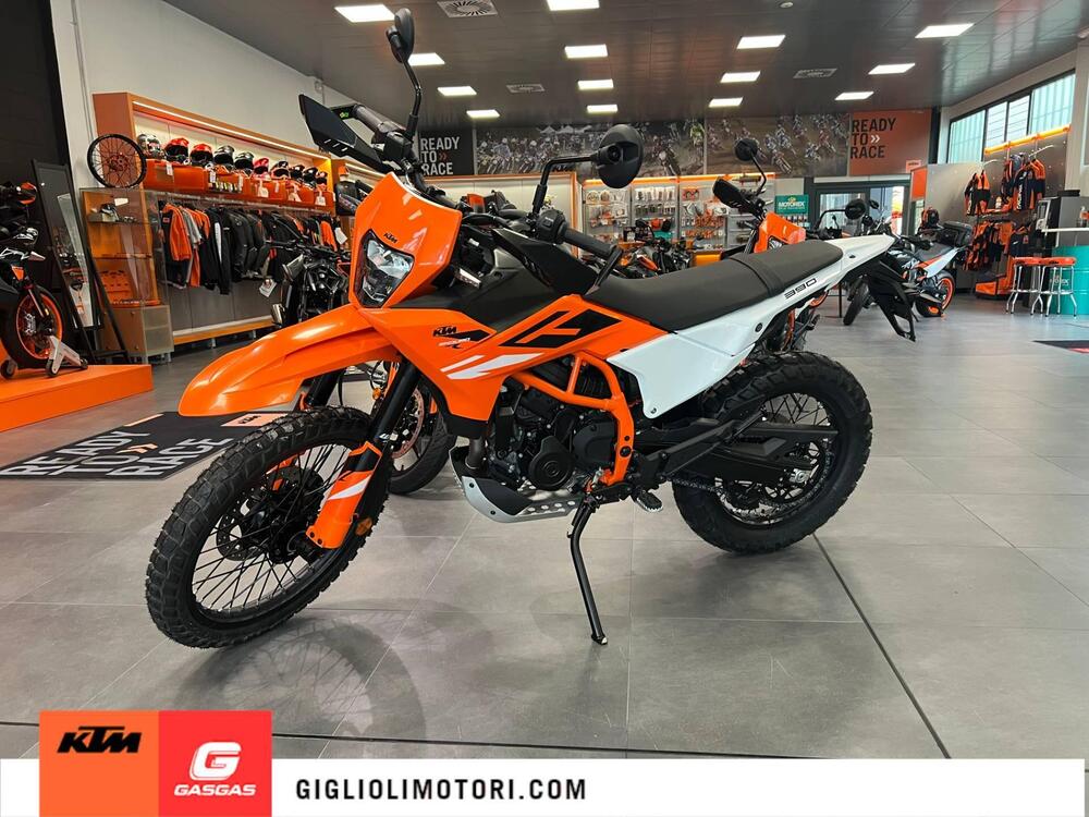 KTM 390 Enduro R (2025 - 26) (2)
