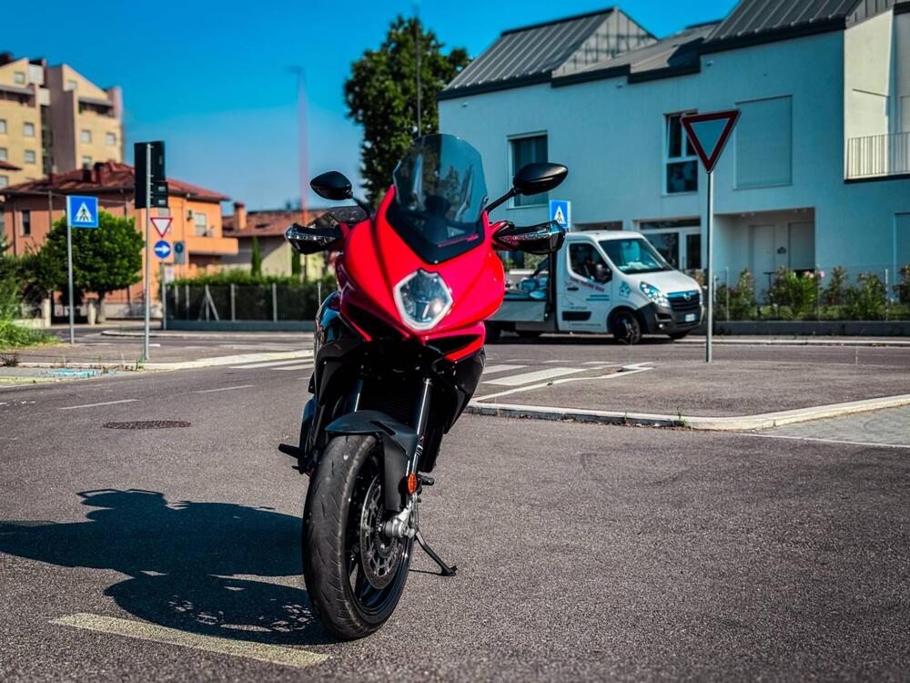 MV Agusta Turismo Veloce 800 Rosso (2021 - 23) (7)
