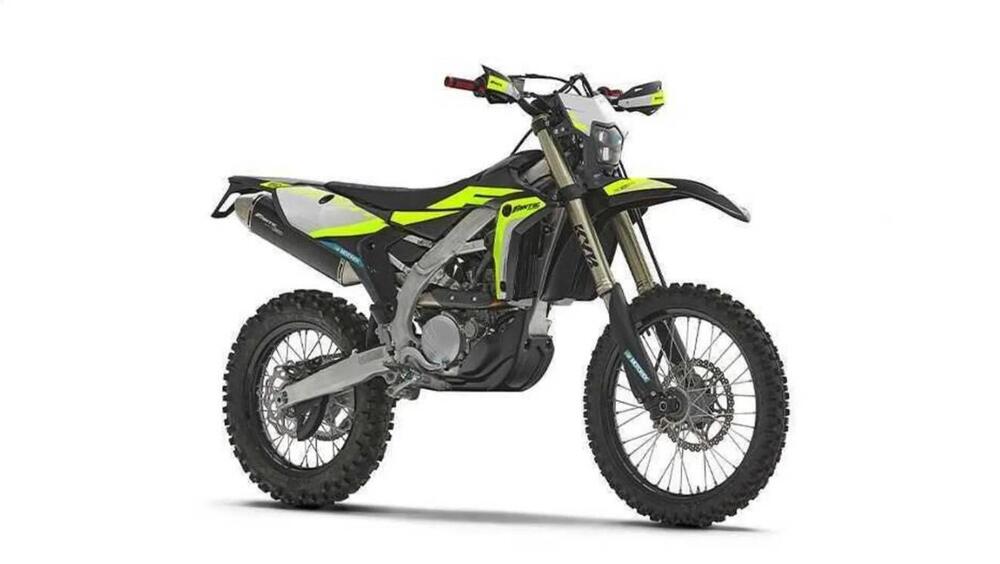 Fantic Motor XEF 250 Black Edition (2024) (4)