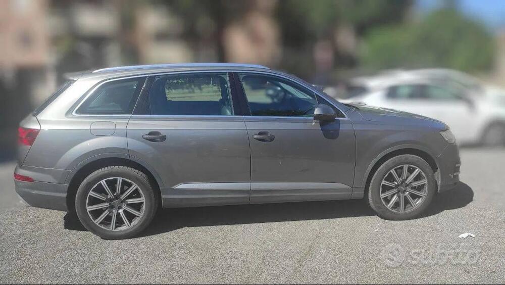 Audi Q7 usata a Roma (2)