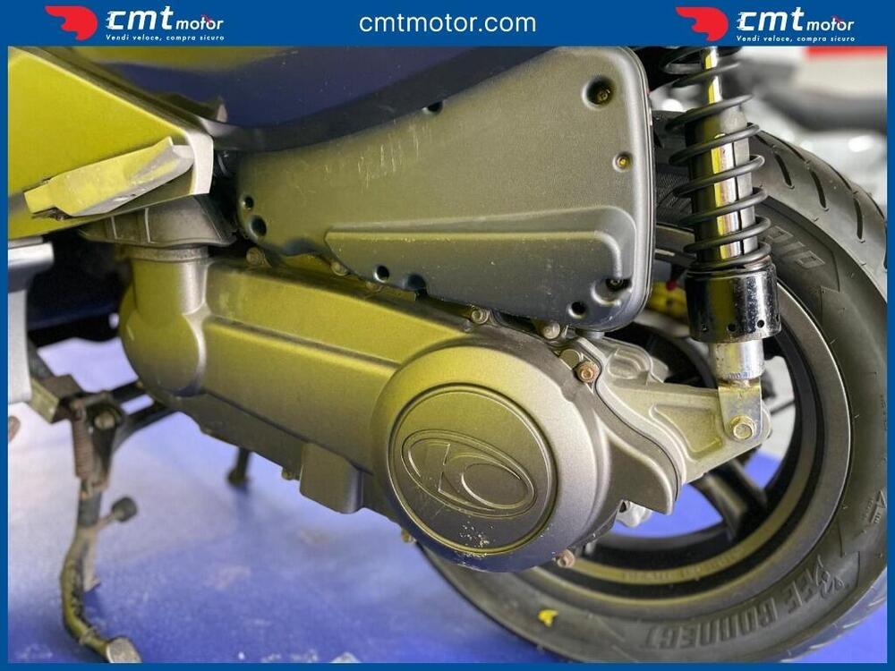 Kymco Xciting 300i (8)