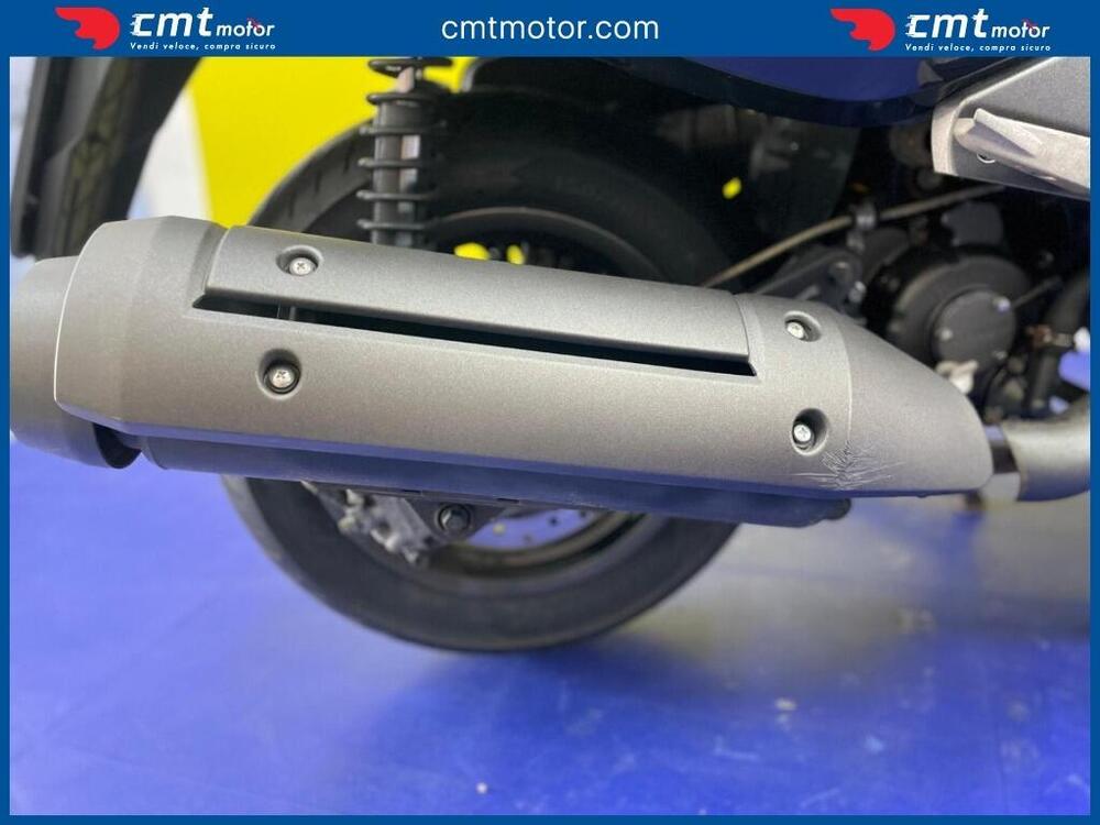 Kymco Xciting 300i (9)