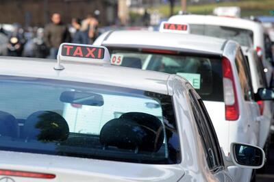 1.500 euro per 1,6 km in taxi: la disavventura di una turista neozelandese