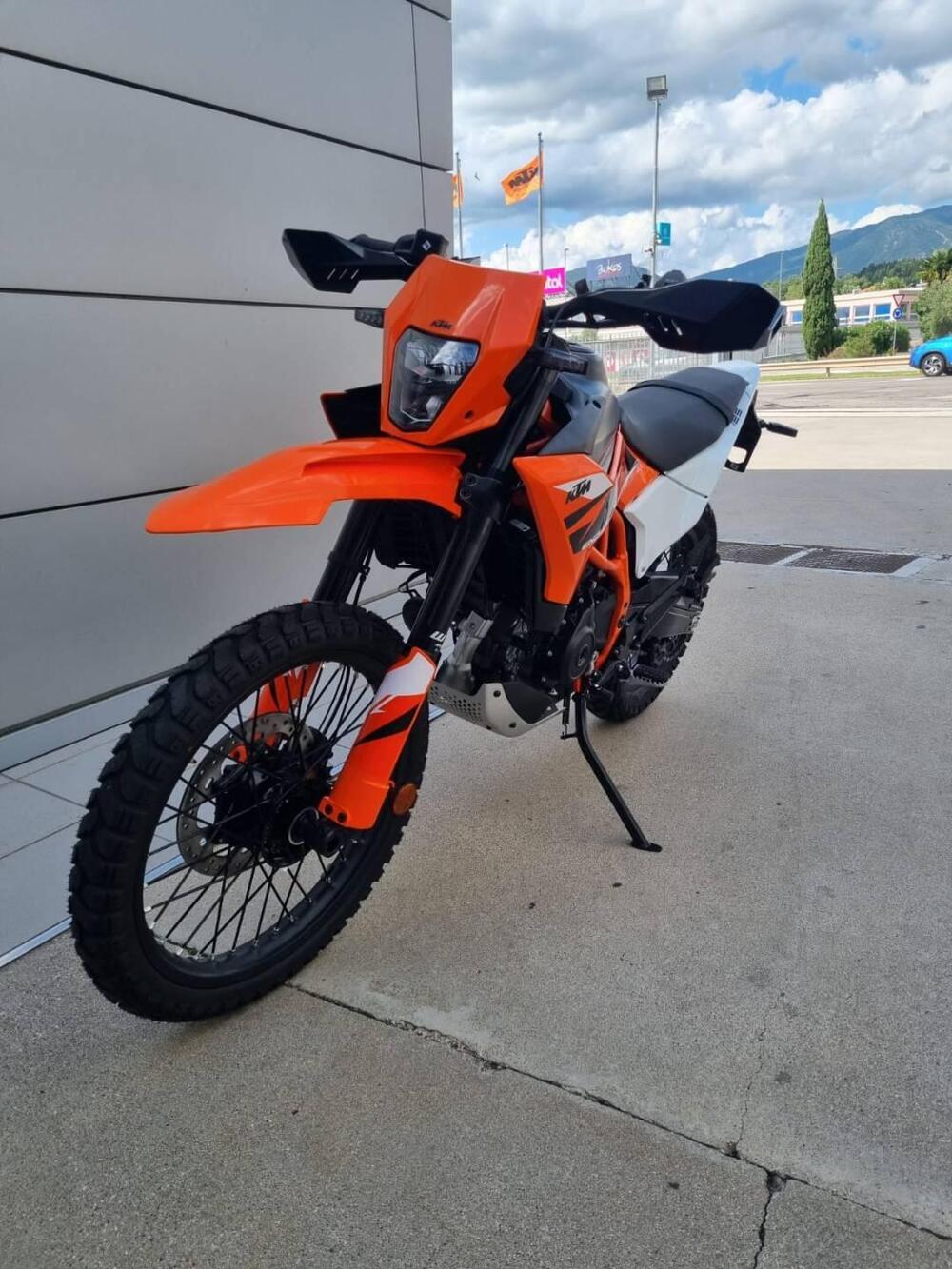 KTM 125 Enduro R (2025 - 26) (6)