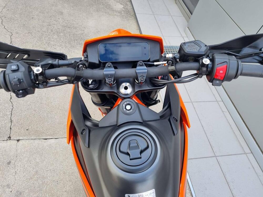 KTM 125 Enduro R (2025 - 26) (7)