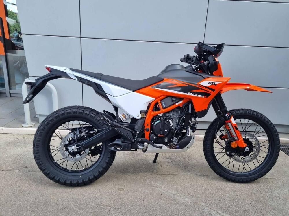 KTM 125 Enduro R (2025 - 26) (8)