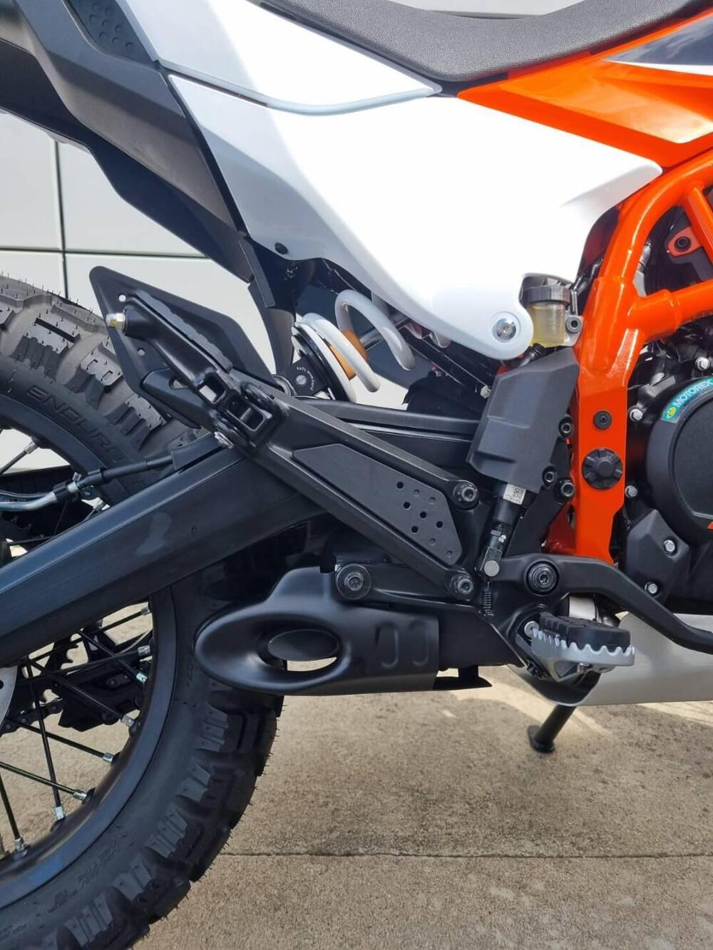 KTM 125 Enduro R (2025 - 26) (9)