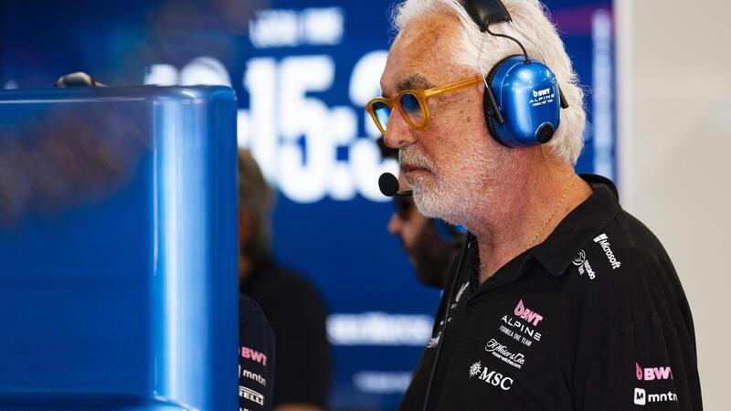 F1. Briatore: &quot;Gasly &egrave; il pilota su cui costruire, Colapinto? Non &egrave; quello che mi aspettavo, troppa pressione. Alpine punta ai podi nel 2026&quot;