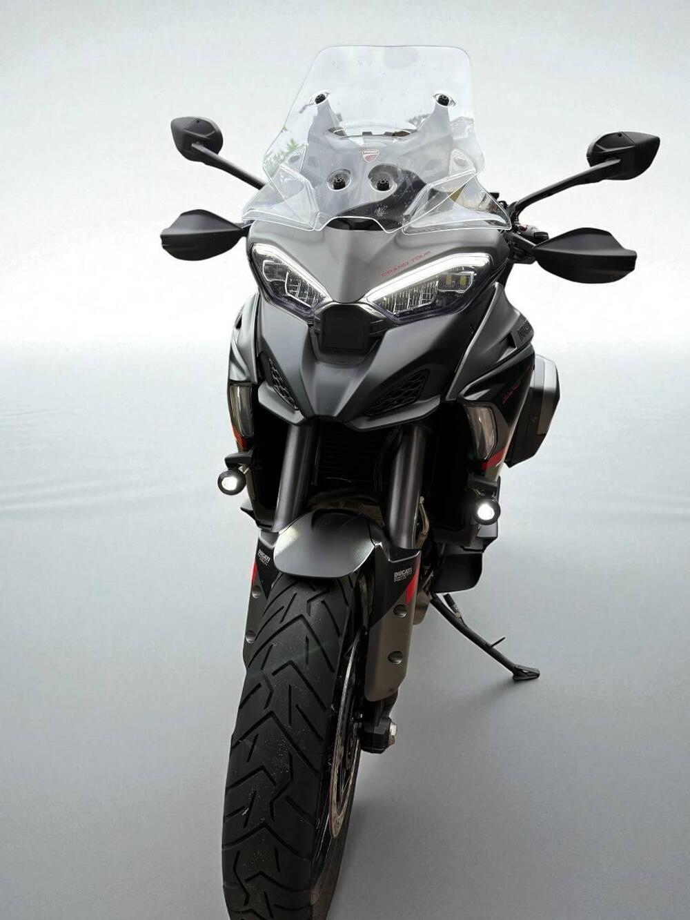 Ducati Multistrada V4 S Grand Tour (2024) (2)