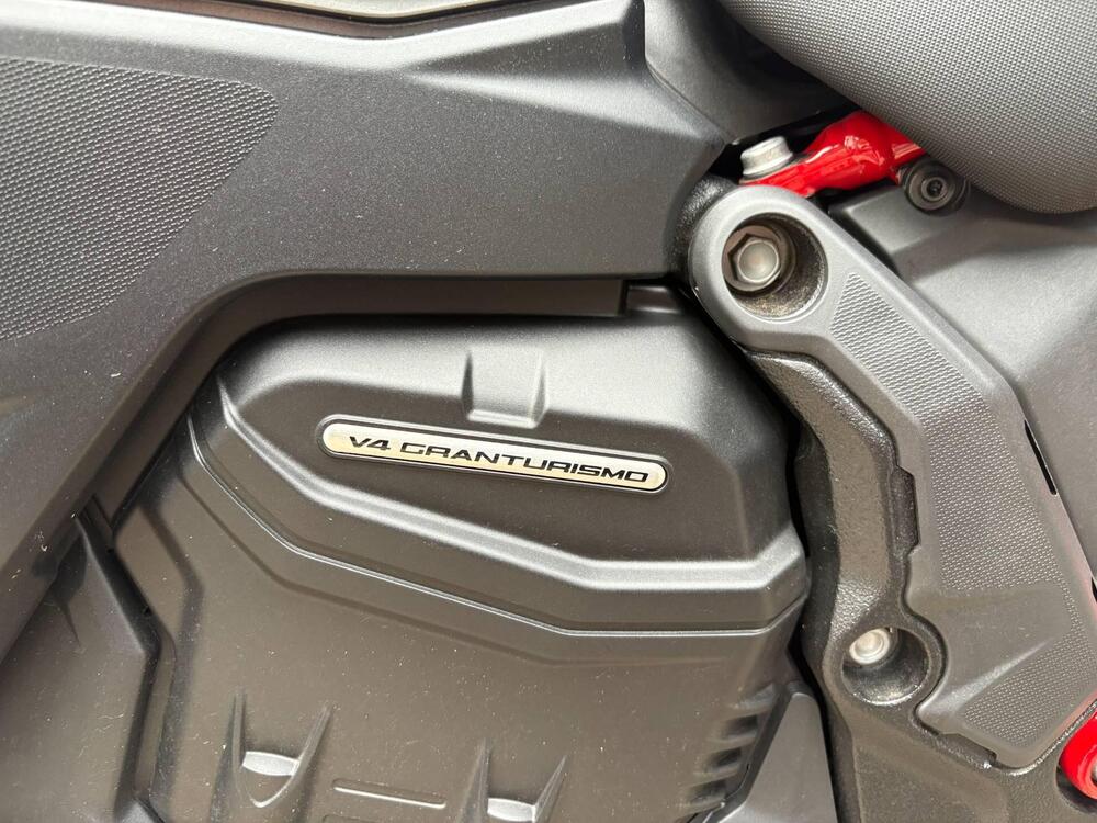 Ducati Multistrada V4 S Grand Tour (2024) (7)