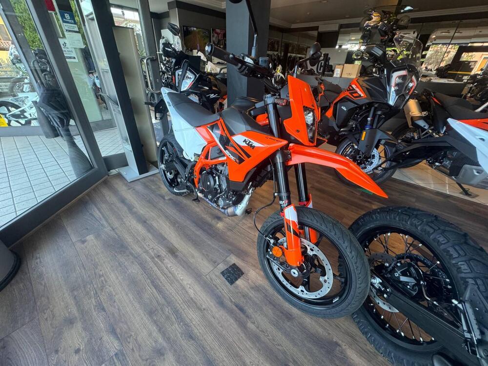 KTM 125 SMC R (2025 - 26)