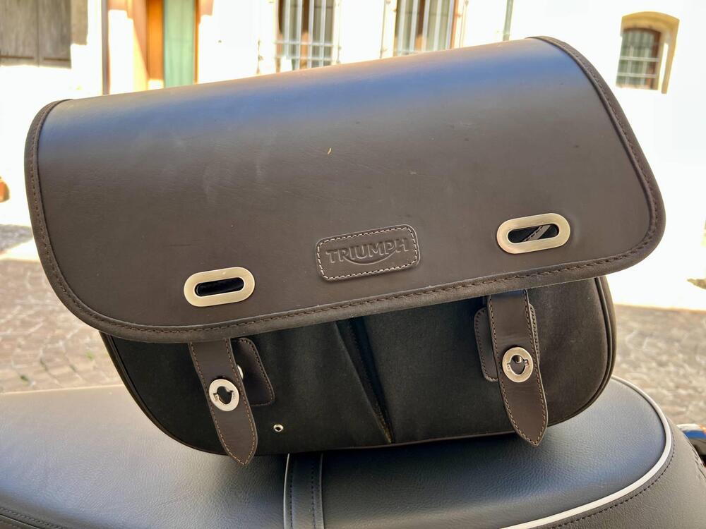 Triumph Bonneville T100 (2021 - 25) (11)