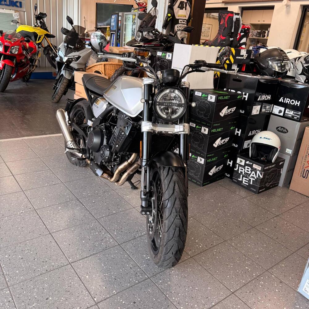 Brixton Motorcycles Crossfire 500 X (2021 - 26) (4)