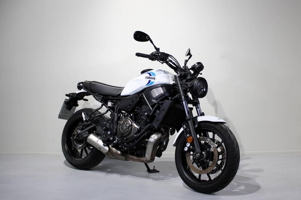 Yamaha XSR 700 (2022 - 26) (2)
