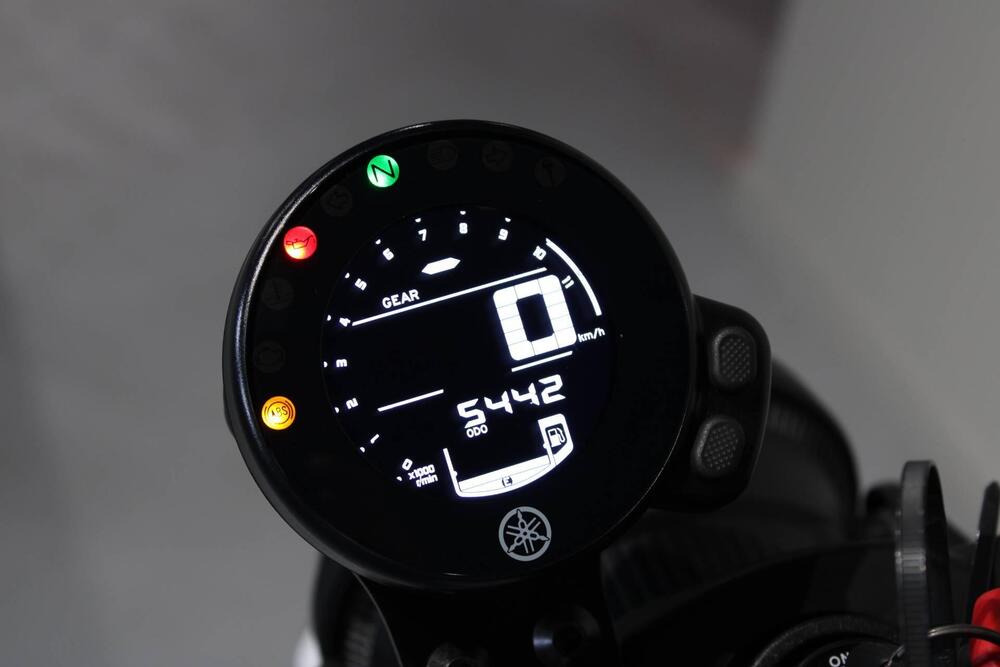 Yamaha XSR 700 (2022 - 26) (6)