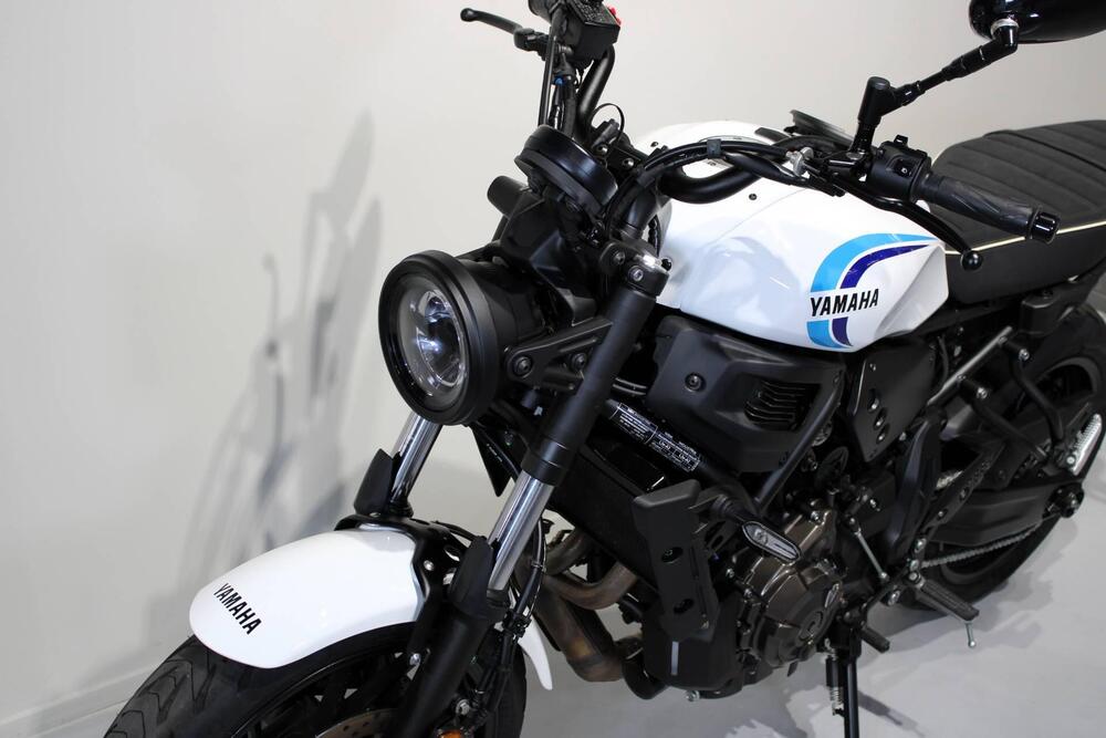 Yamaha XSR 700 (2022 - 26) (8)