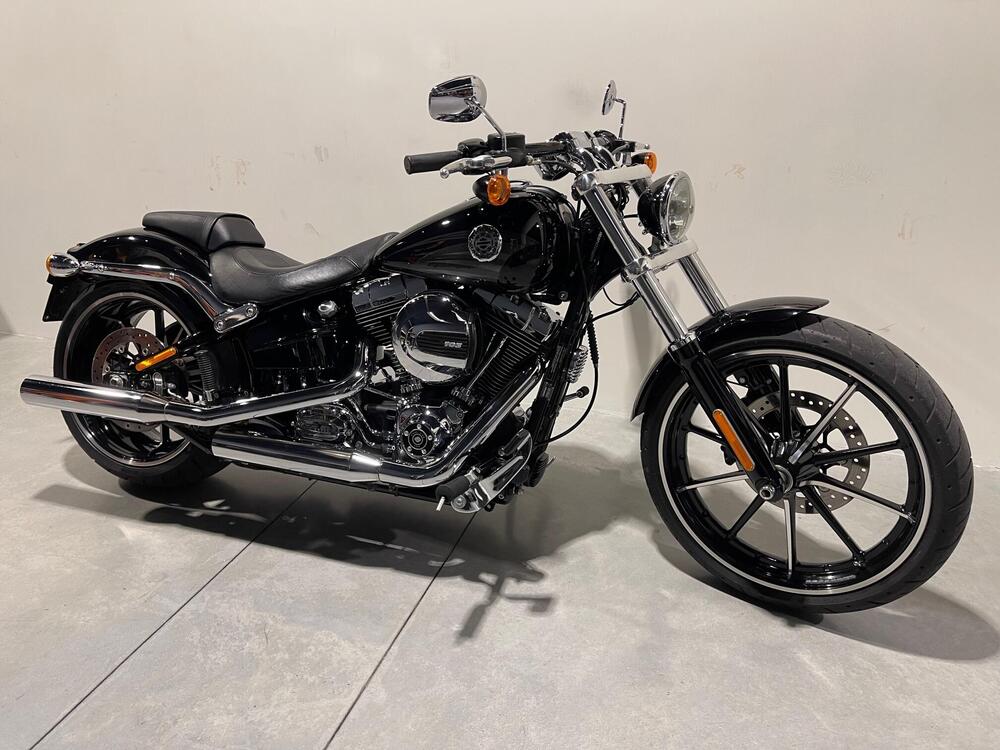 Harley-Davidson 1690 Breakout (2013 - 17) - FXSB