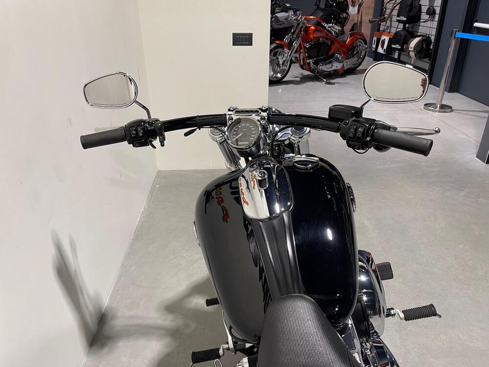 Harley-Davidson 1690 Breakout (2013 - 17) - FXSB (6)