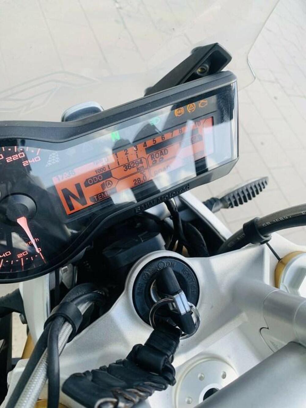 Bmw R 1200 R (2017 - 18) (8)