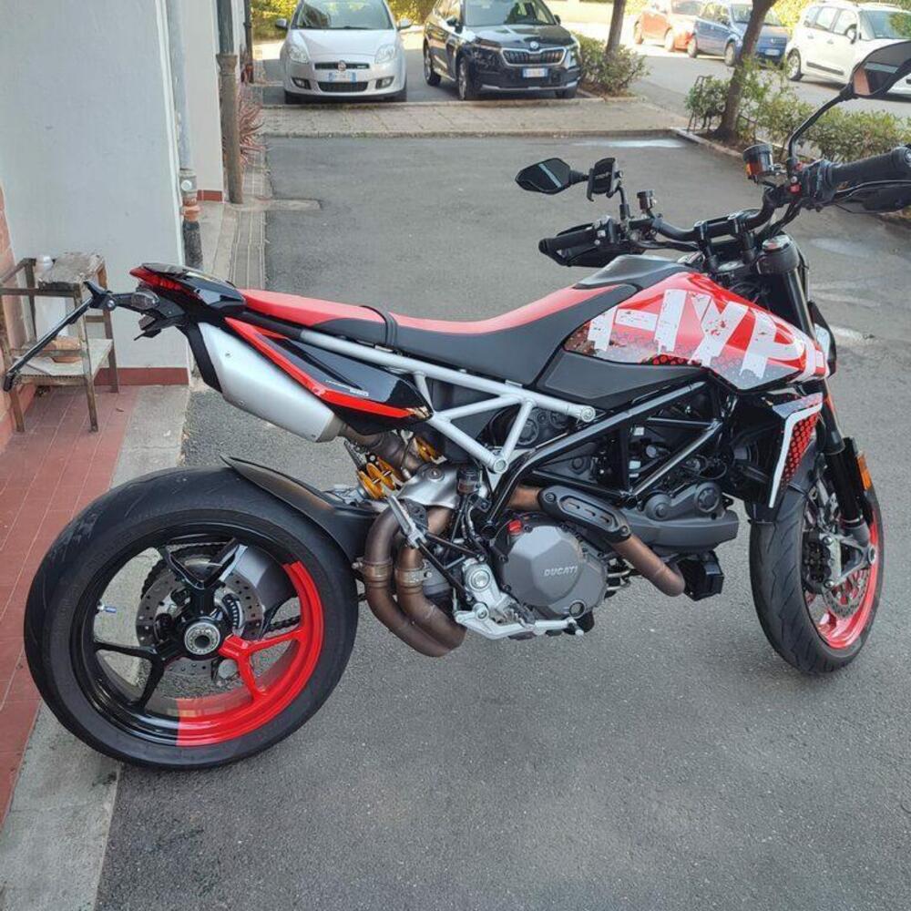 Ducati Hypermotard 950 RVE (2022 - 25) (2)