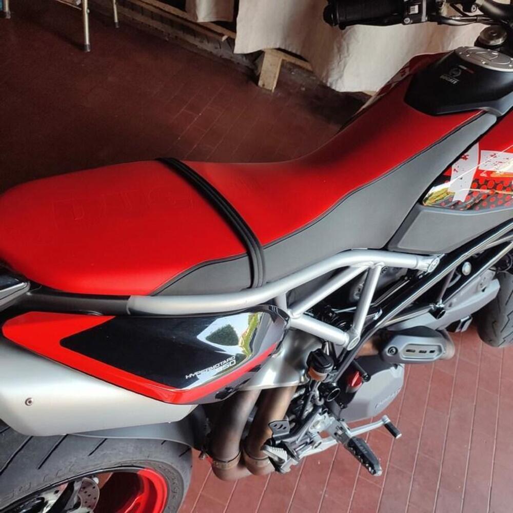 Ducati Hypermotard 950 RVE (2022 - 25) (5)