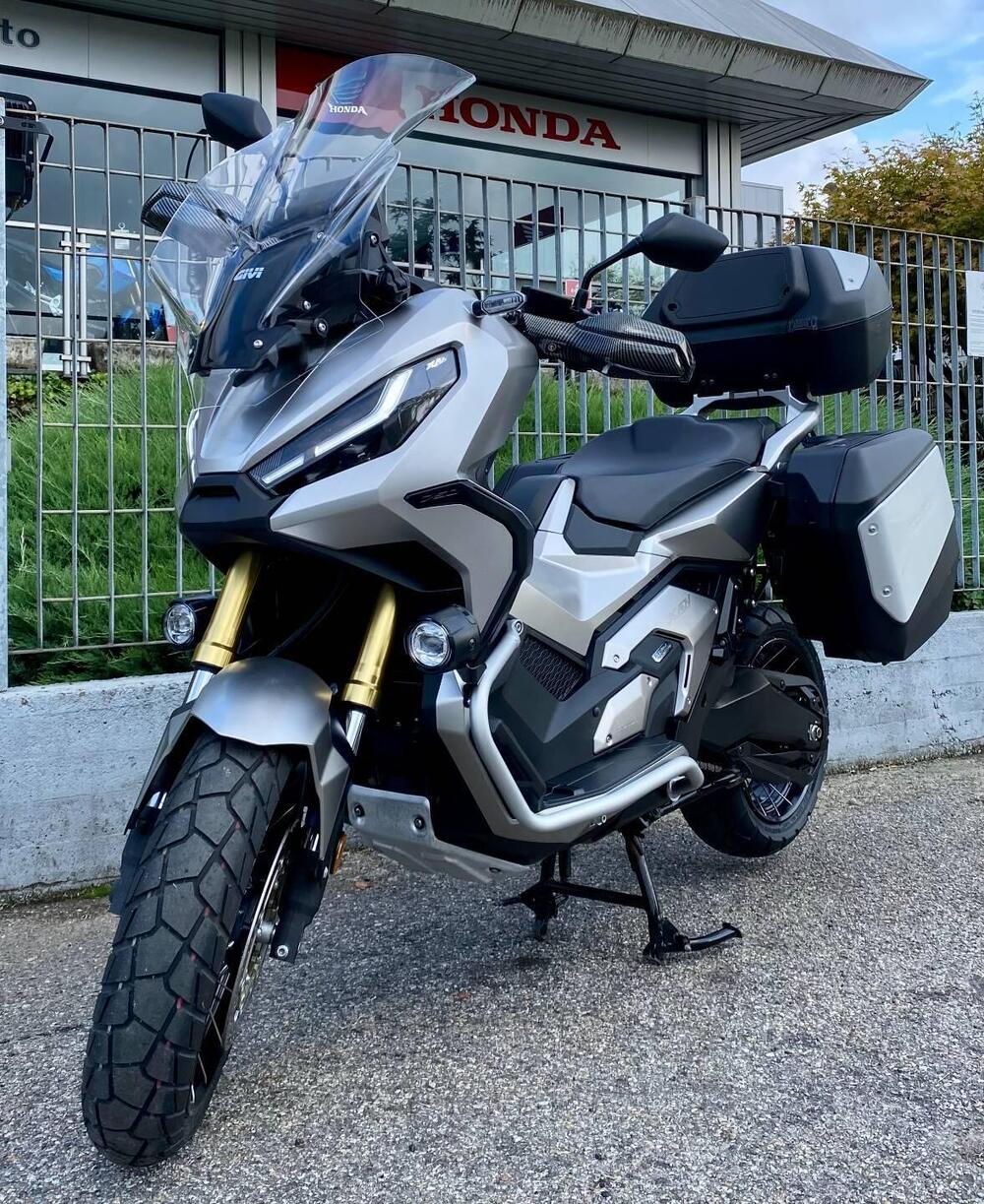 Honda X-ADV 750 DCT (2021 - 24) (2)