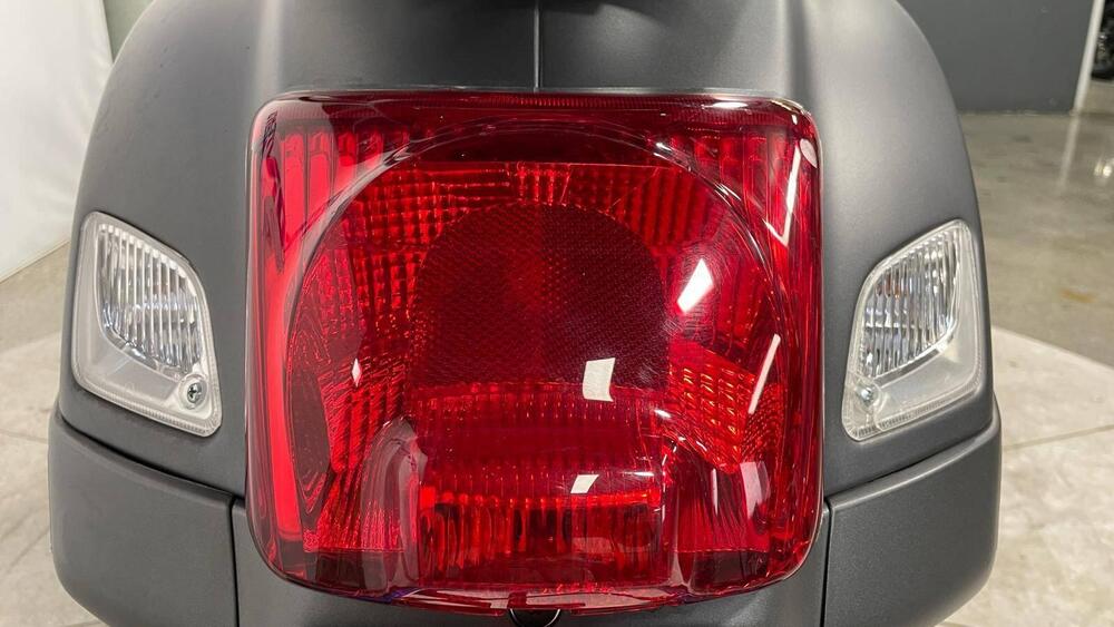 Vespa GTS 300 Super Sport (2017 - 19) (14)