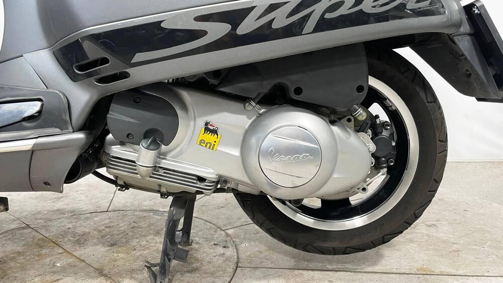 Vespa GTS 300 Super Sport (2017 - 19) (4)