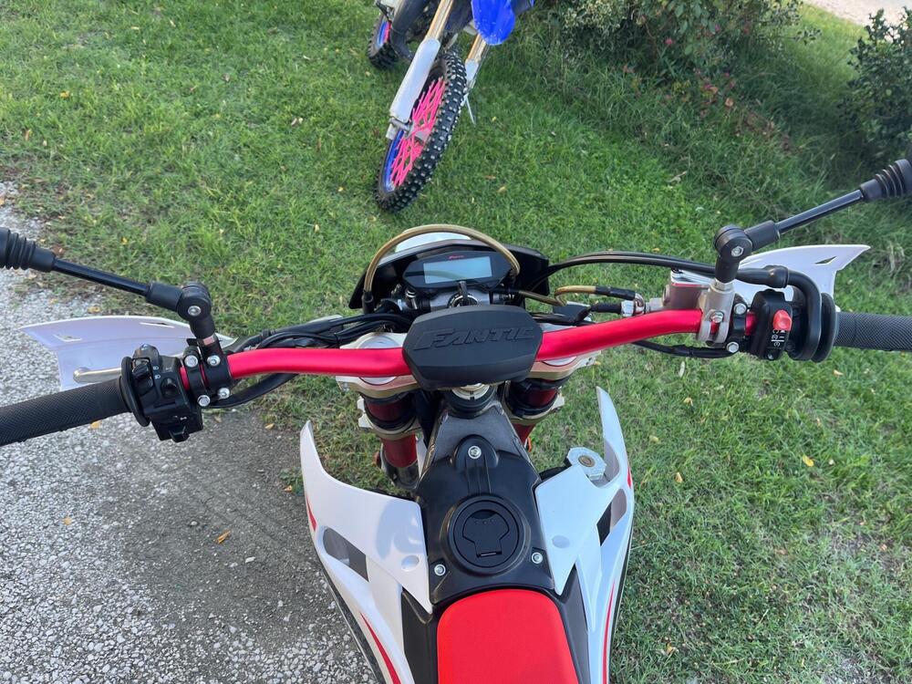 Fantic Motor XMF 125 Motard Competition 4t (2021 - 22) (5)