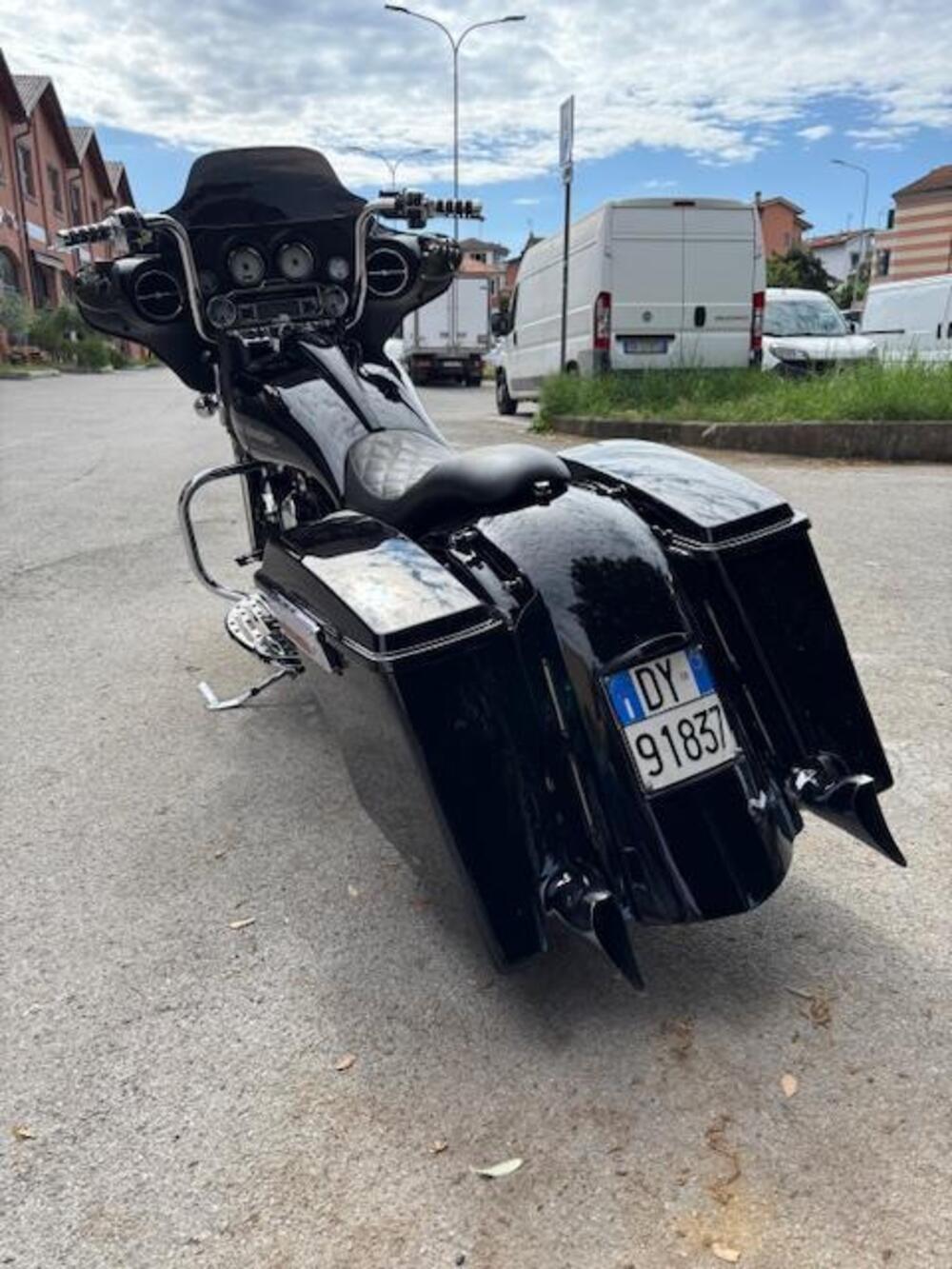 Harley-Davidson 1690 Street Glide (2011 - 13) - FLHX (7)