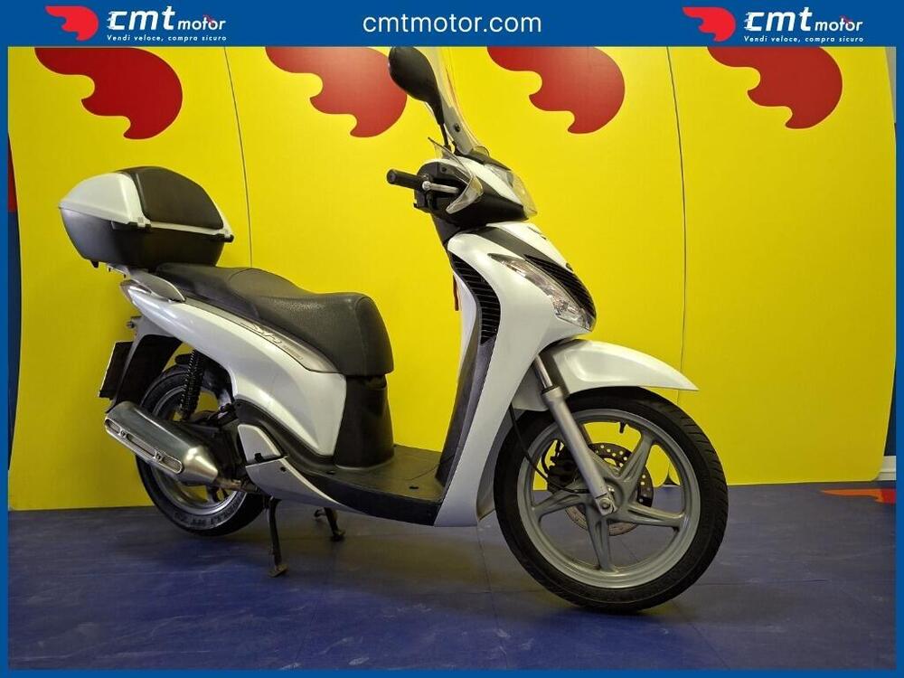 Honda SH 150 i (2009 - 12) (6)