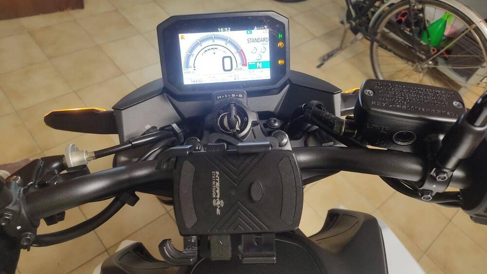 Honda CB 750 Hornet (2023 - 24) (10)