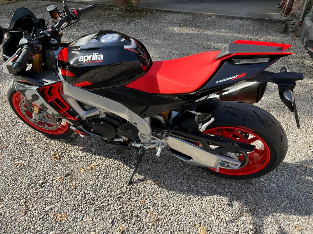 Aprilia Tuono V4 Factory (2021 - 24) (4)